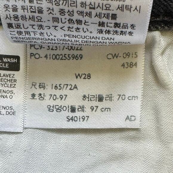 Levi’s 501 Black Jean Shorts Womens 28 Button Fly Cutoff Grunge Boho 100% Cotton - Picture 8 of 14